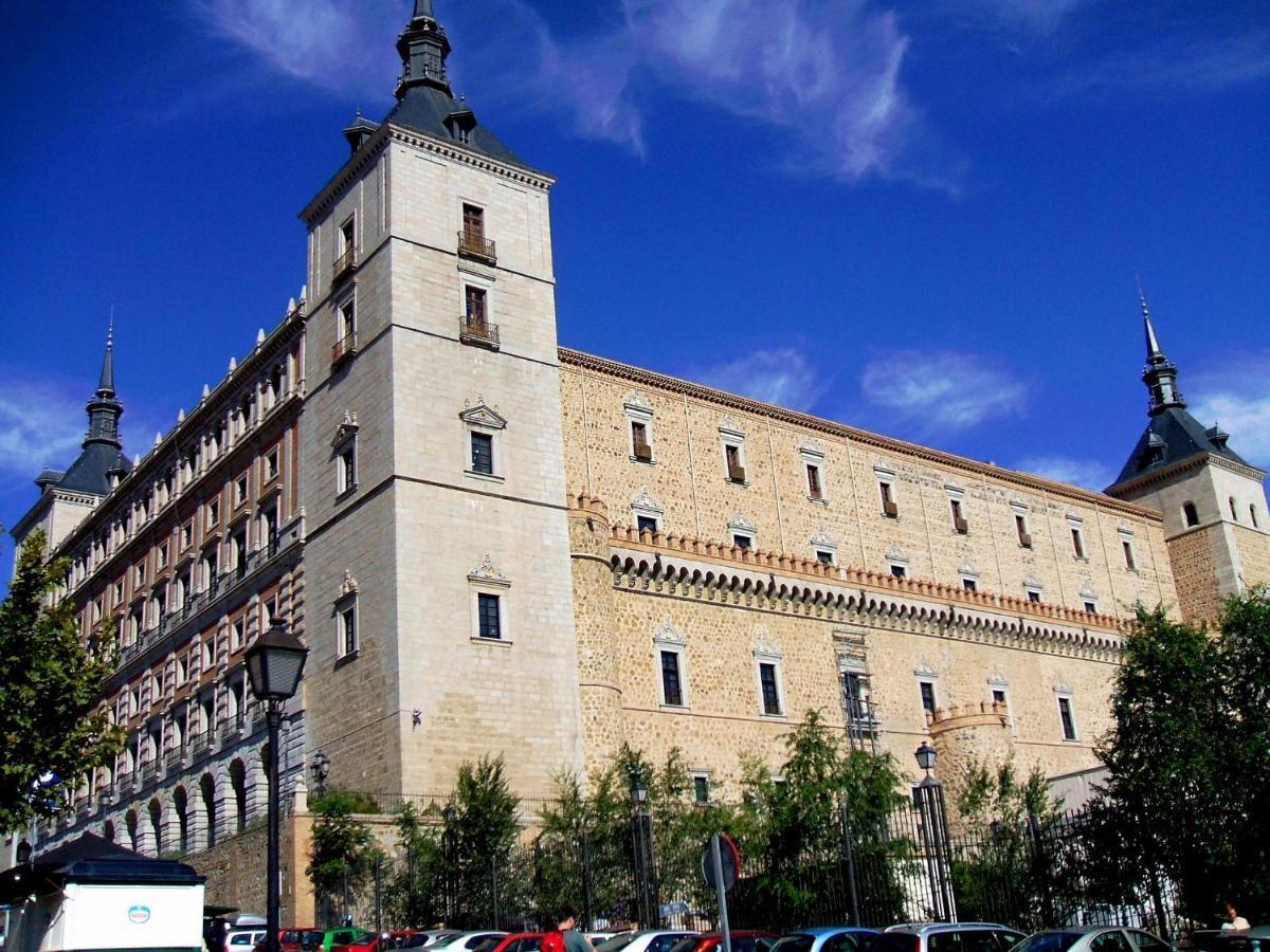 Apartamentos Suenos De Toledo Exteriör bild