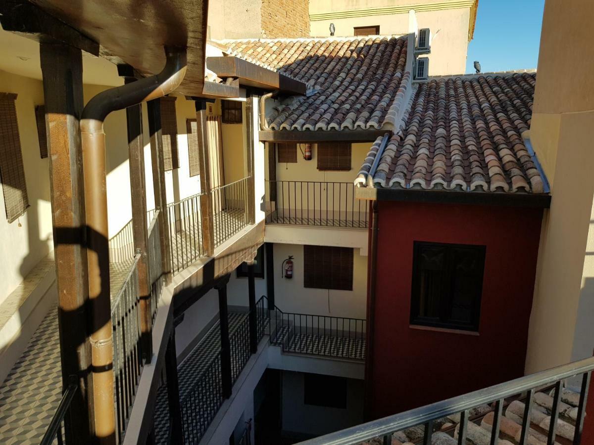 Apartamentos Suenos De Toledo Exteriör bild